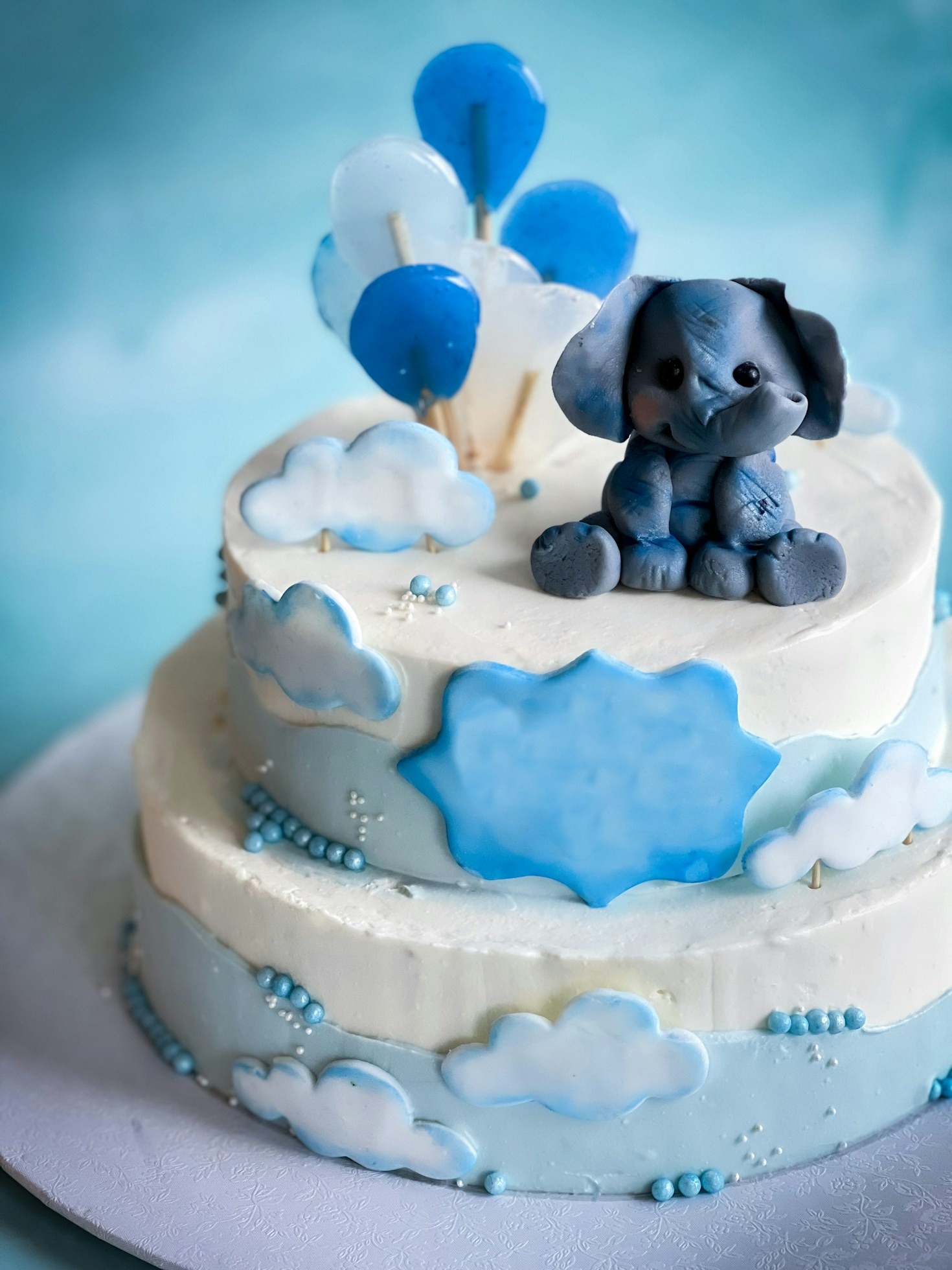 Top 5 Occasion Cakes Trending in London